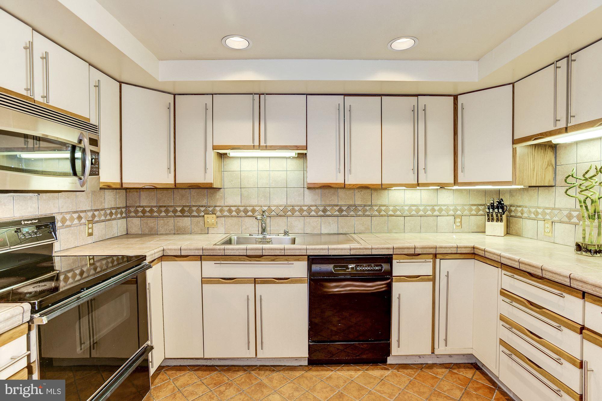 BREYER ESTATES - Residential