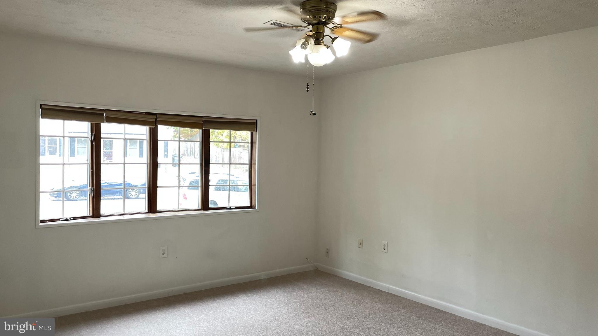 DALE CITY - Residential Lease