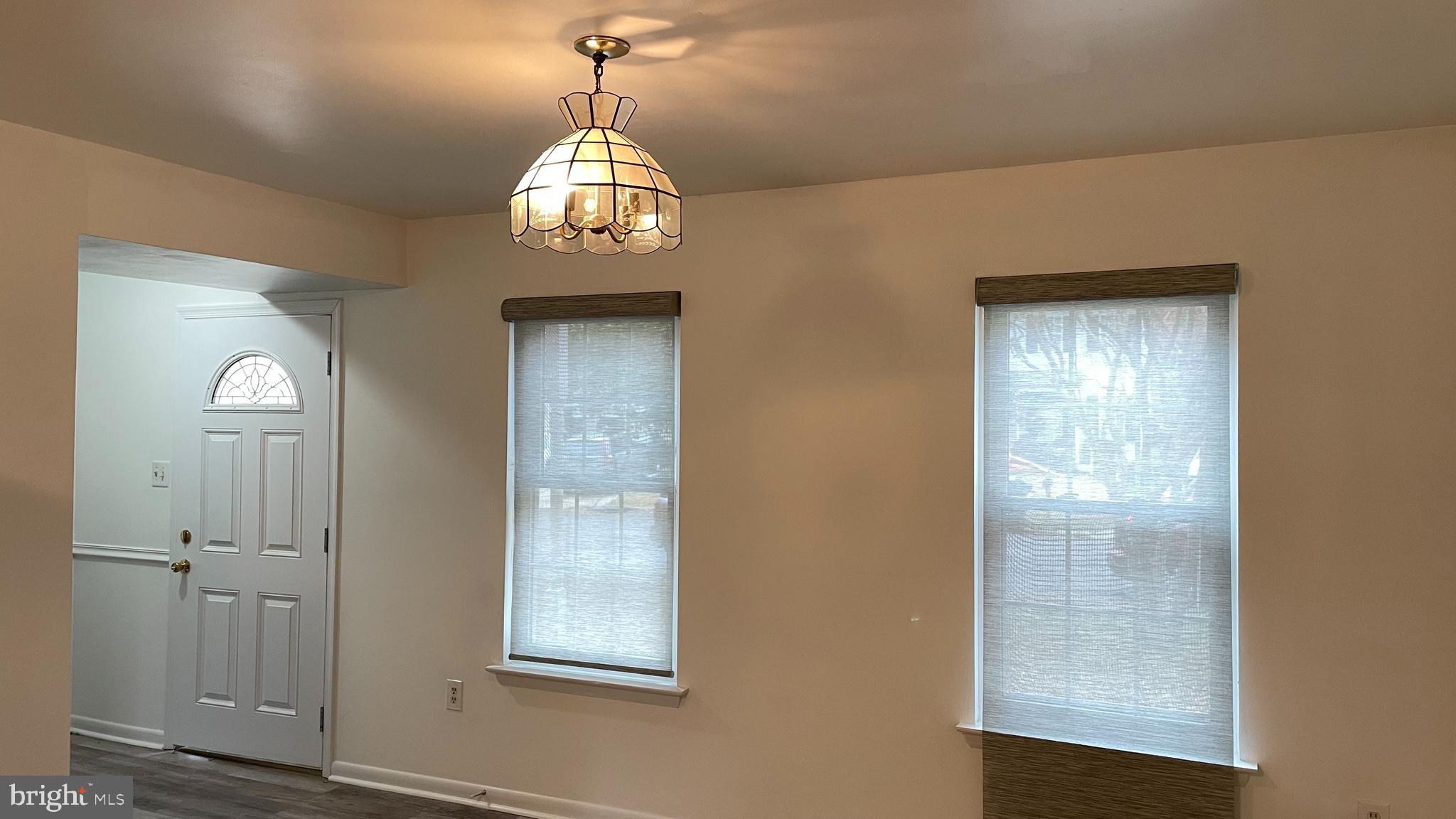 DALE CITY - Residential Lease