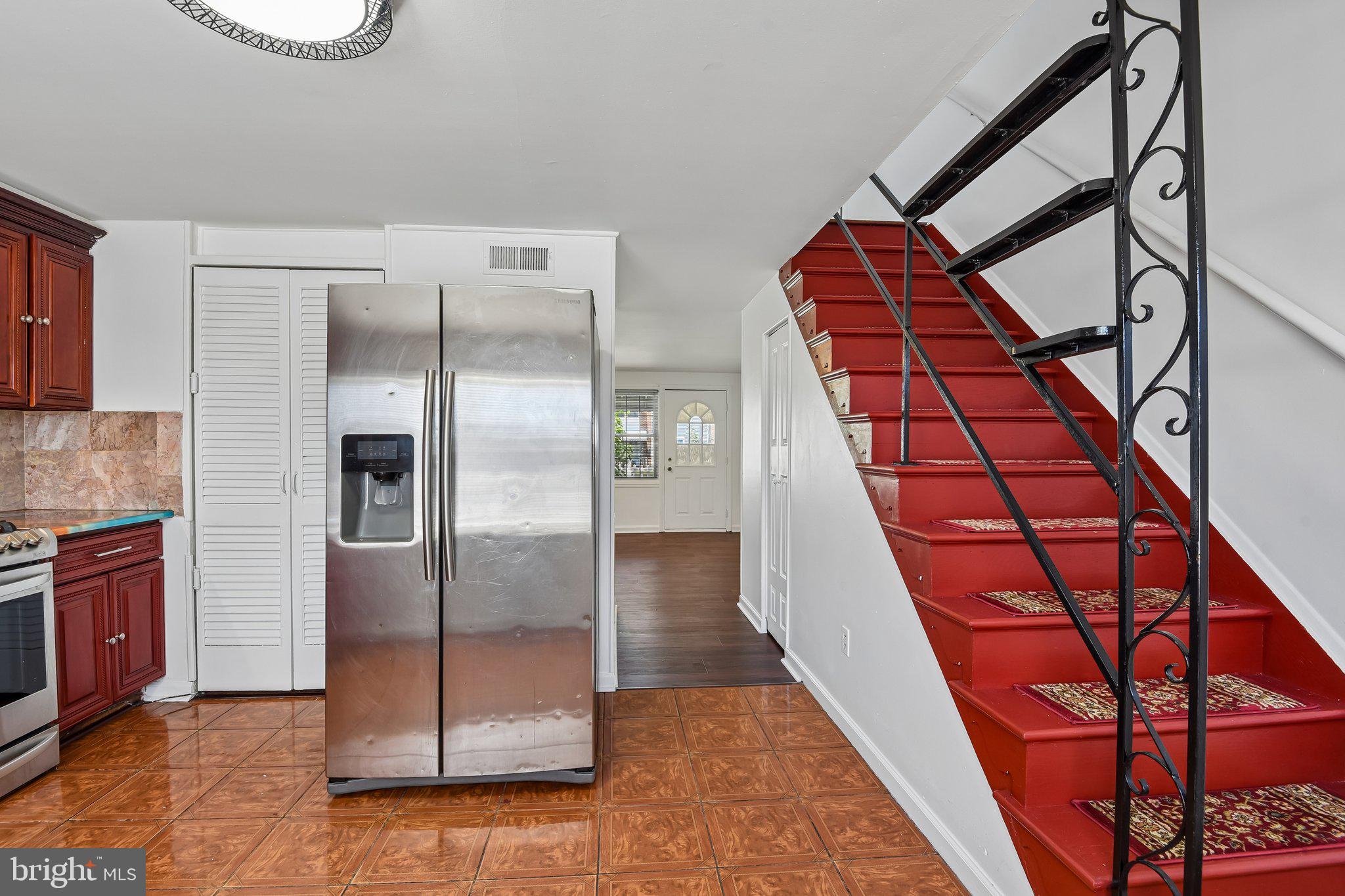 EASTWOOD HEIGHTS - Residential