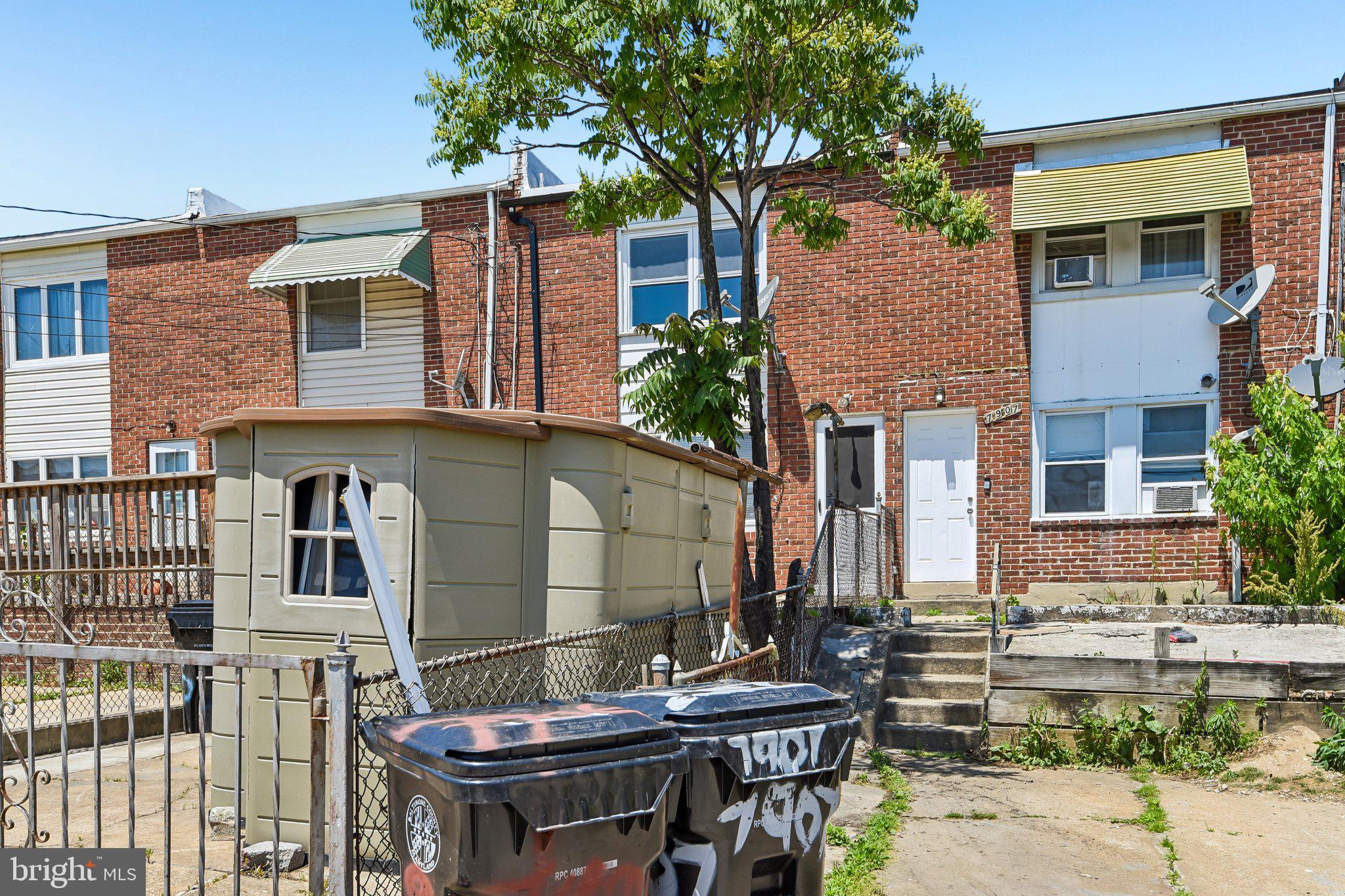 EASTWOOD HEIGHTS - Residential
