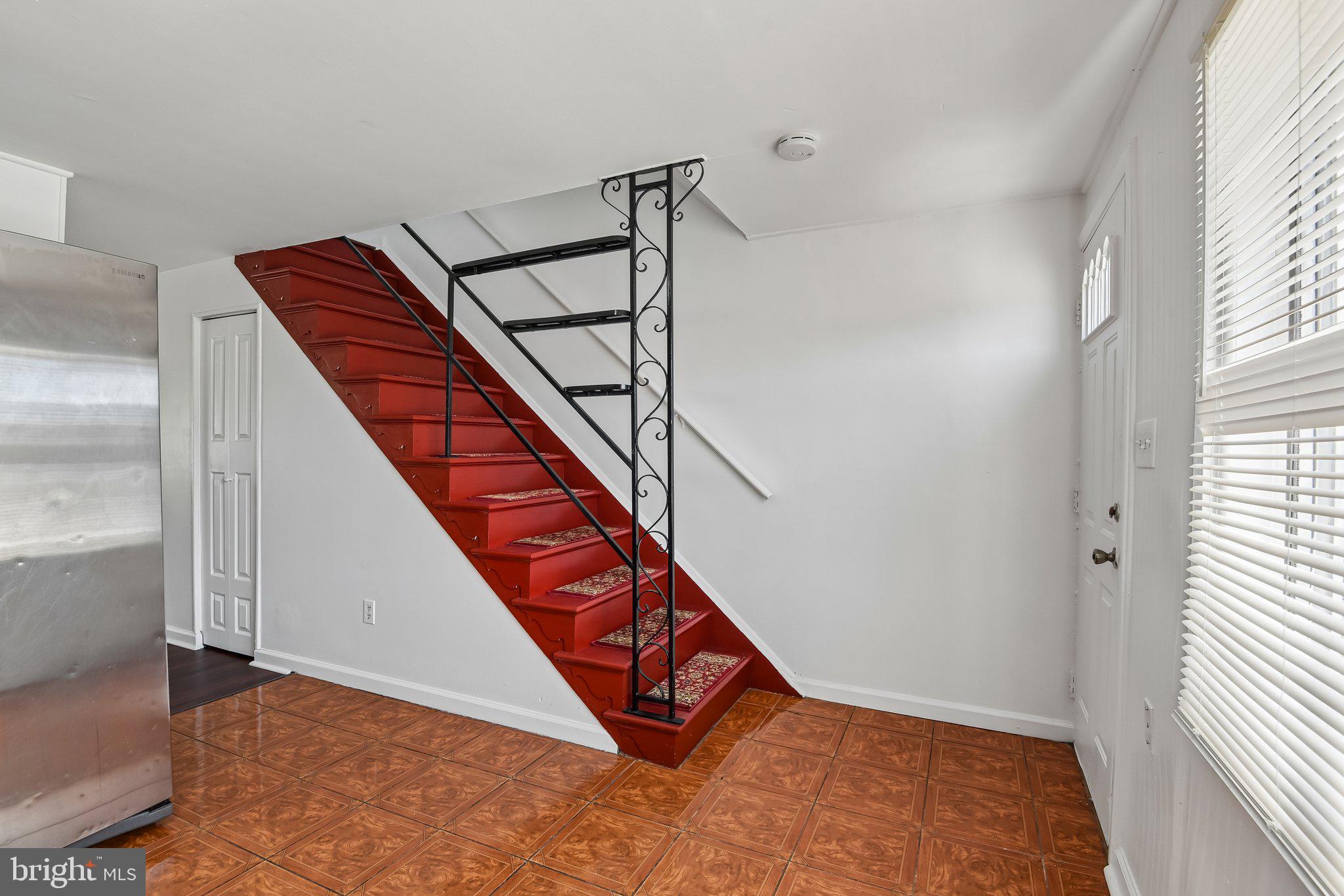 EASTWOOD HEIGHTS - Residential