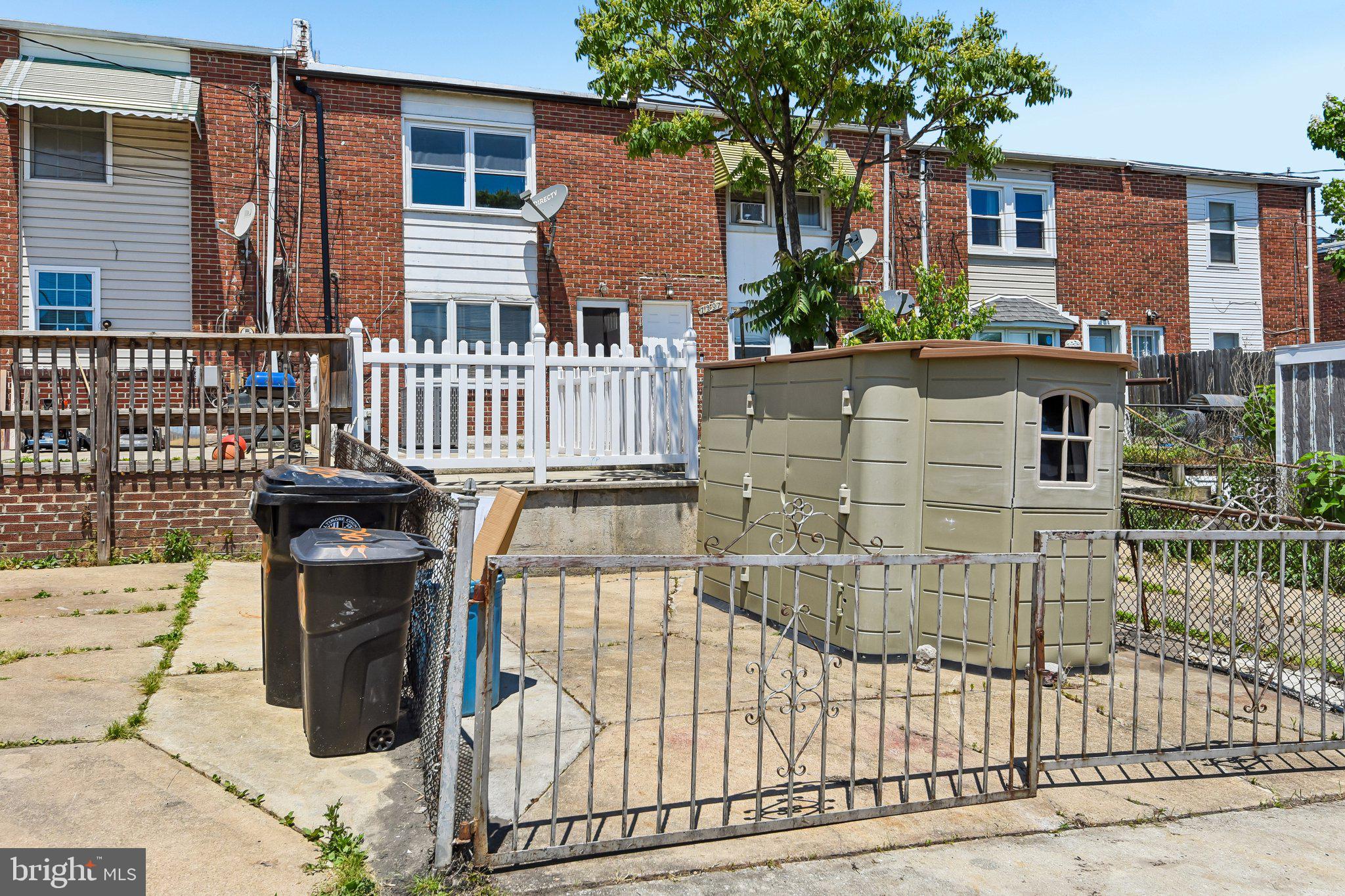 EASTWOOD HEIGHTS - Residential