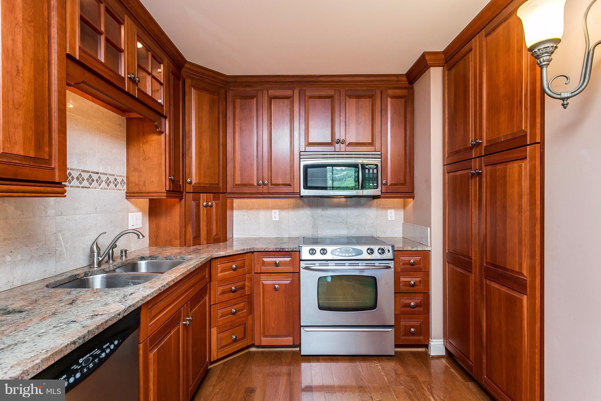 CROSS KEYS - Residential