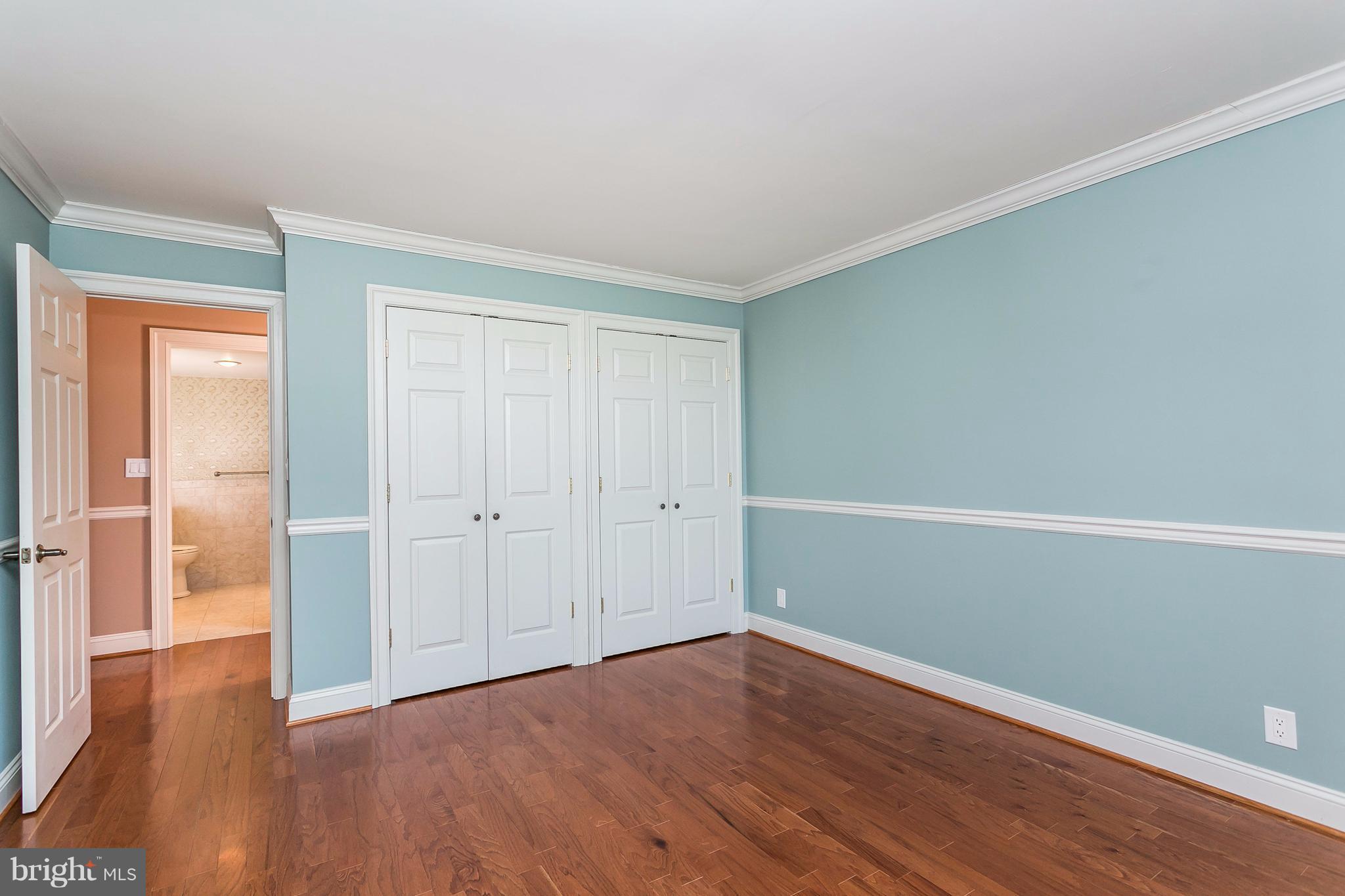 CROSS KEYS - Residential