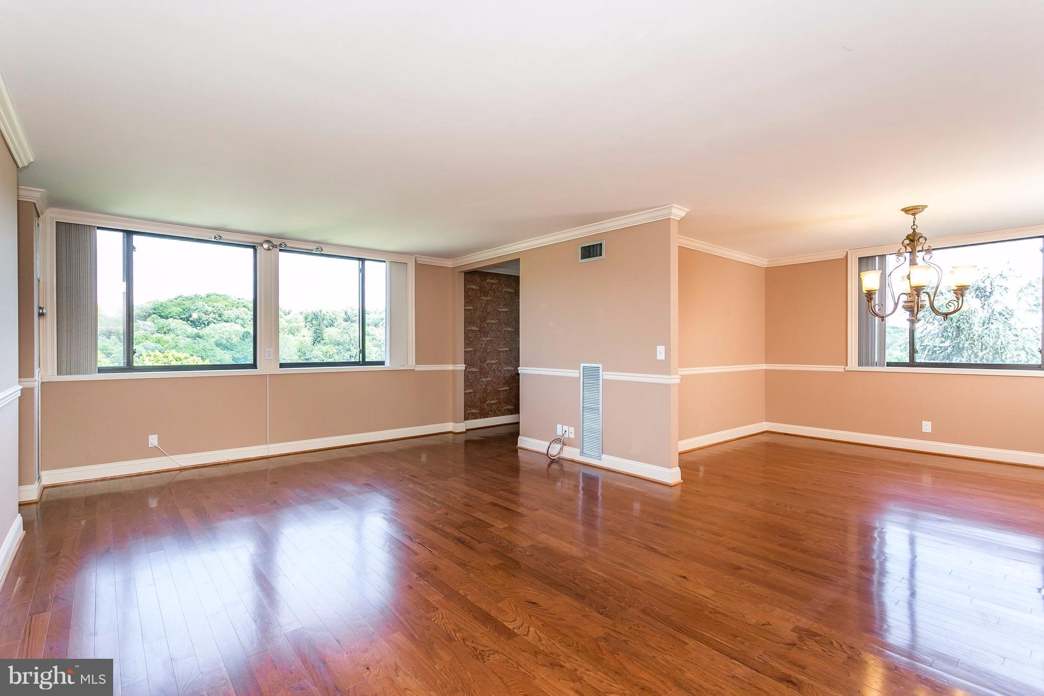 CROSS KEYS - Residential