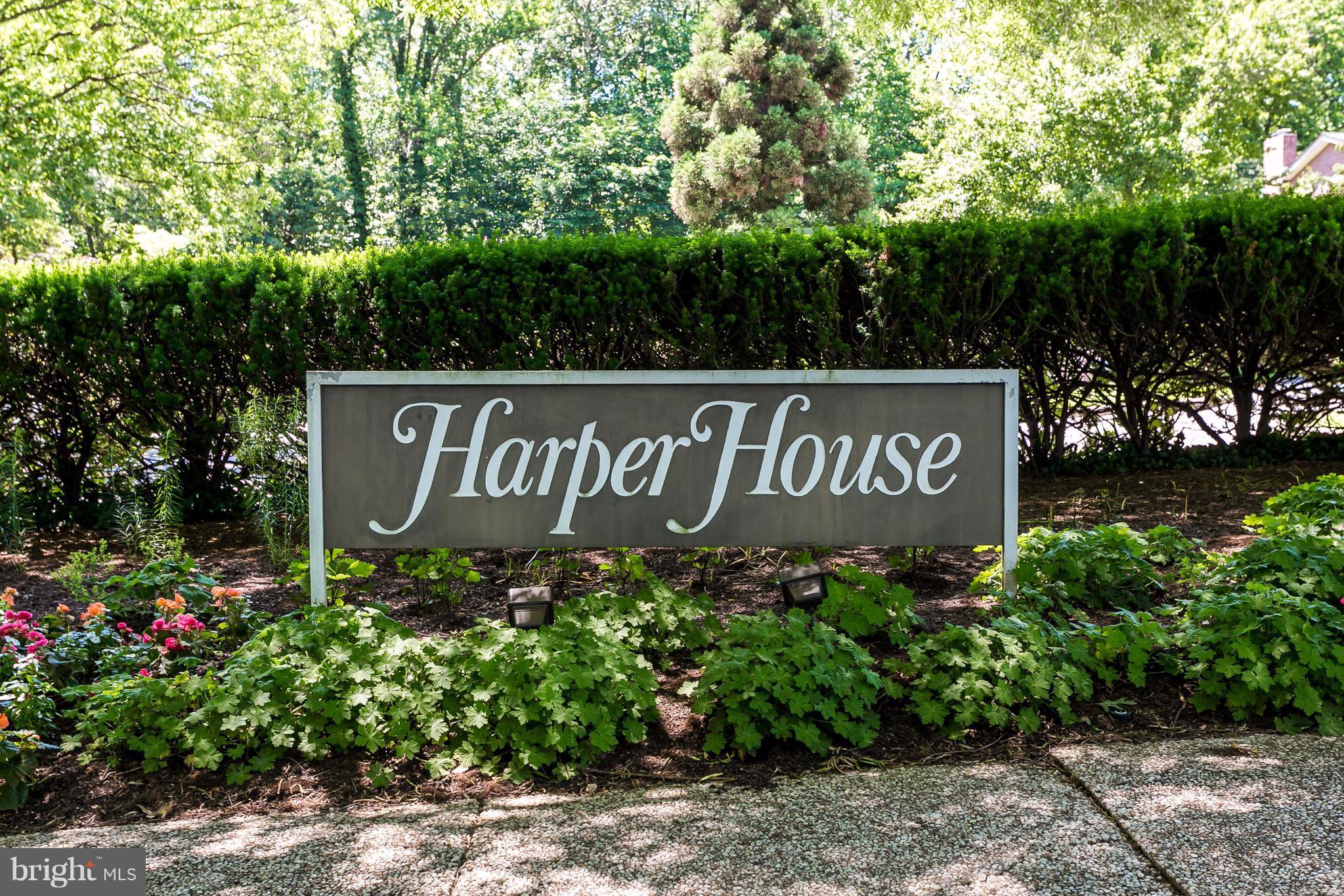 CROSS KEYS - Residential