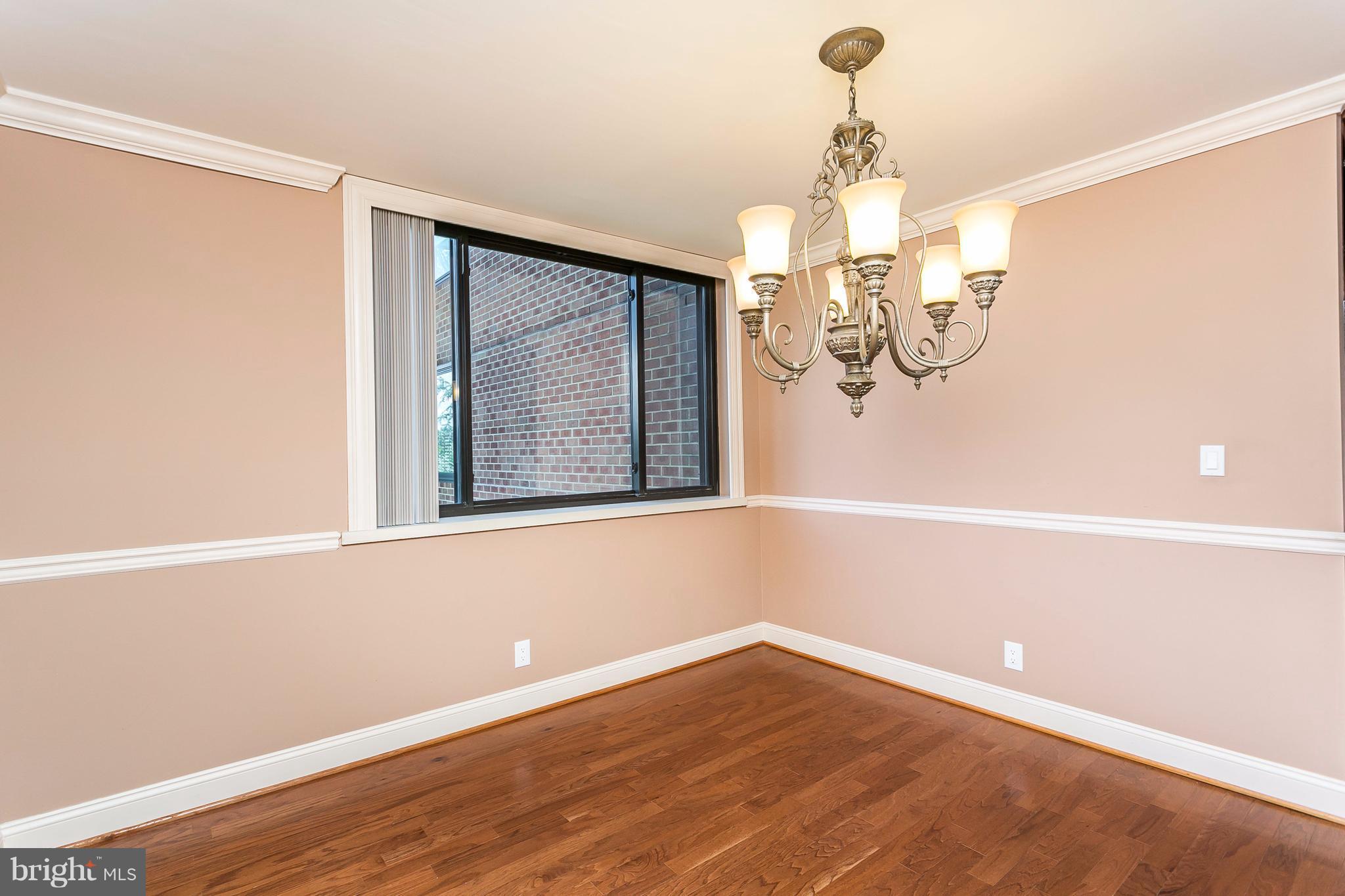 CROSS KEYS - Residential