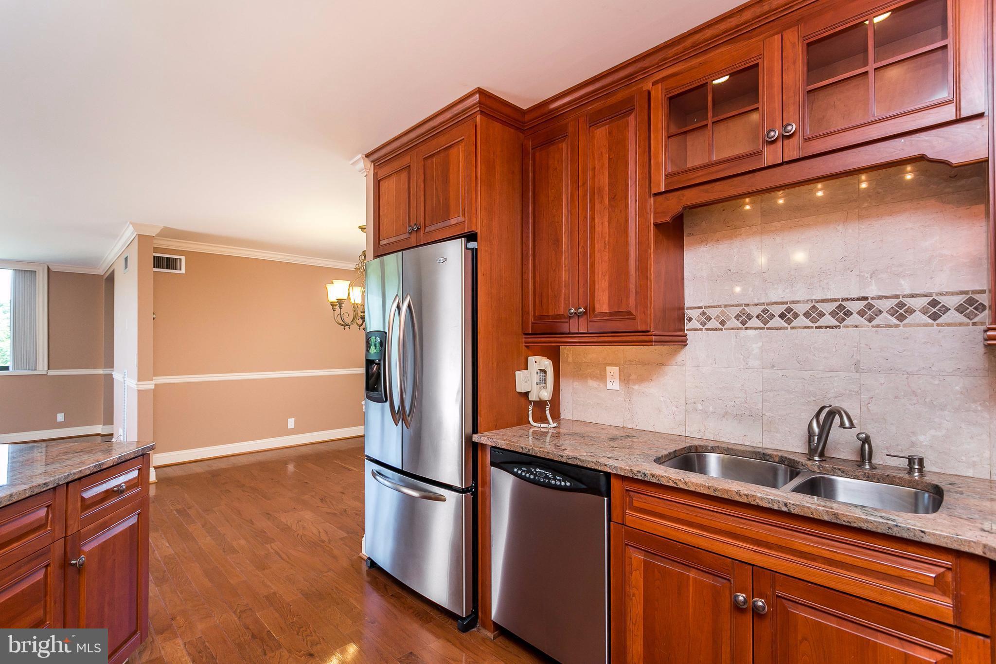 CROSS KEYS - Residential