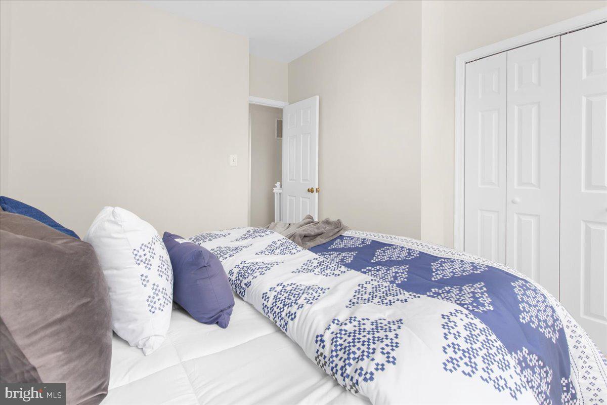 HAMPDEN HISTORIC DISTRICT - Residential