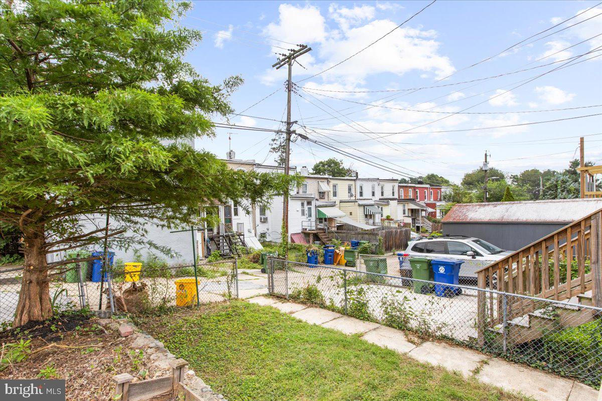 HAMPDEN HISTORIC DISTRICT - Residential