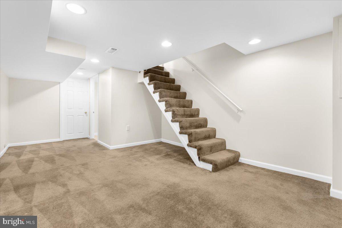 HAMPDEN HISTORIC DISTRICT - Residential