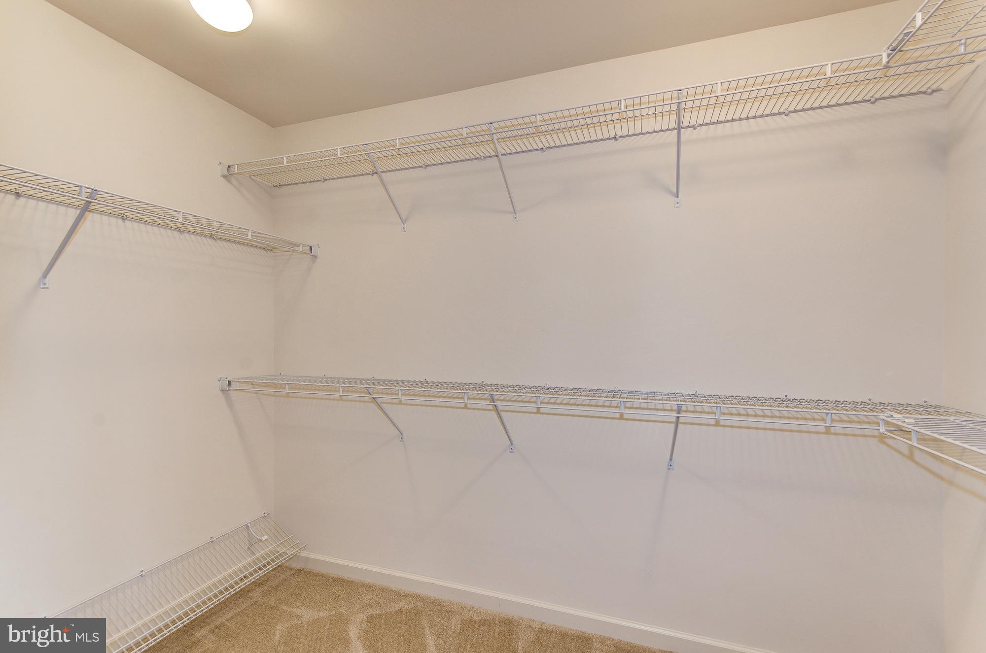 POPLAR RUN - Residential Lease