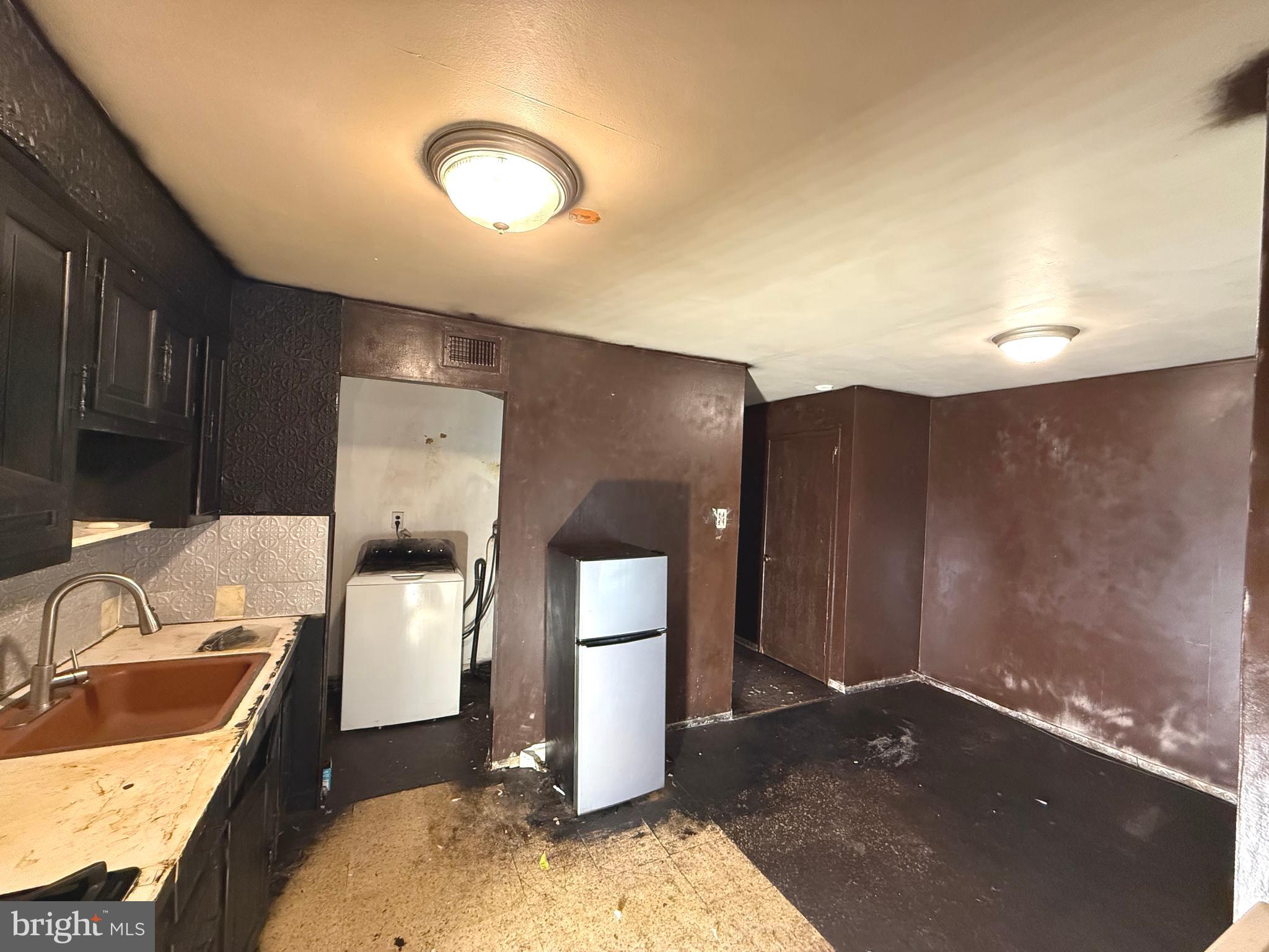 TEMPLE UNIVERSITY - Residential