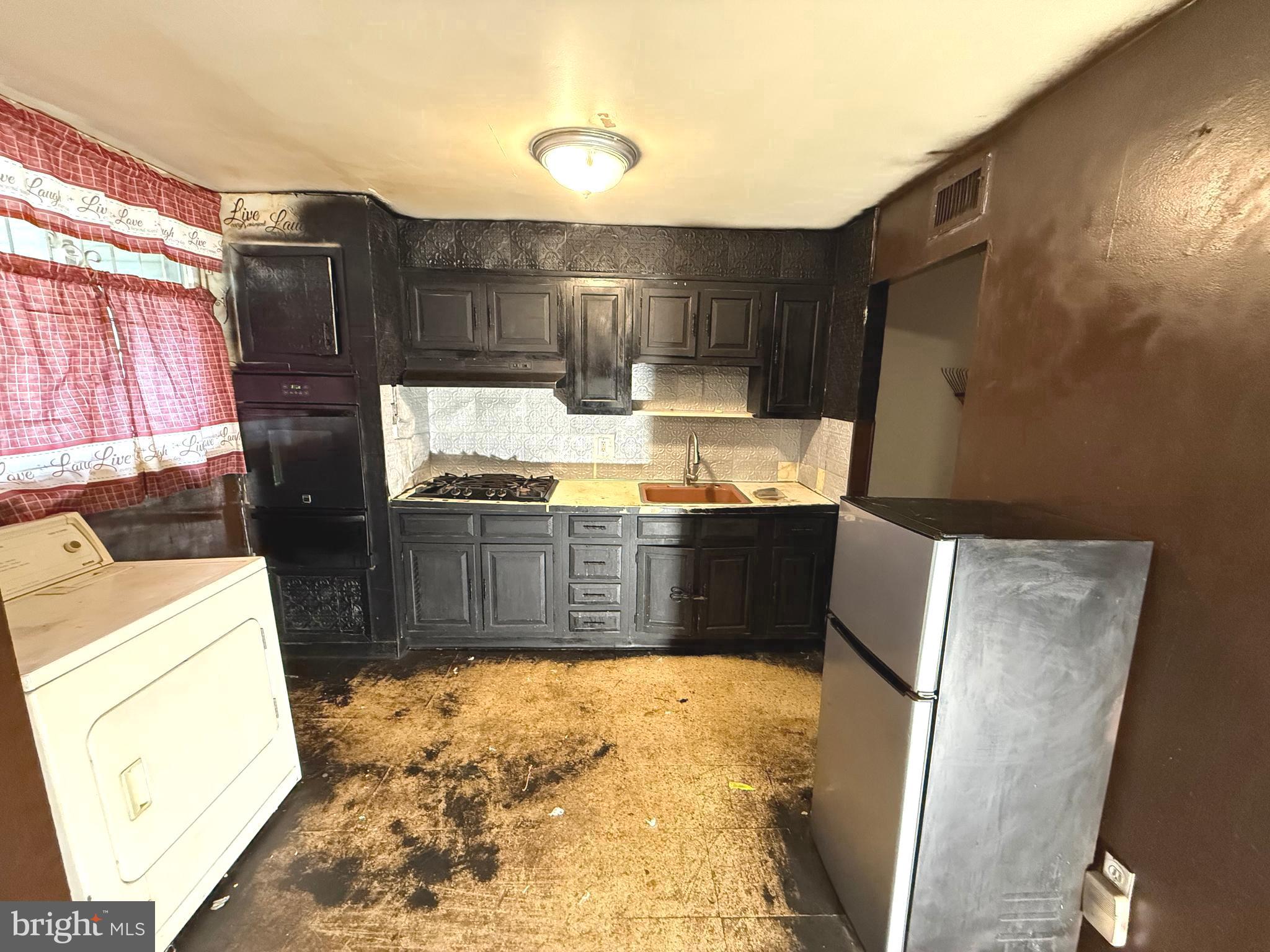 TEMPLE UNIVERSITY - Residential