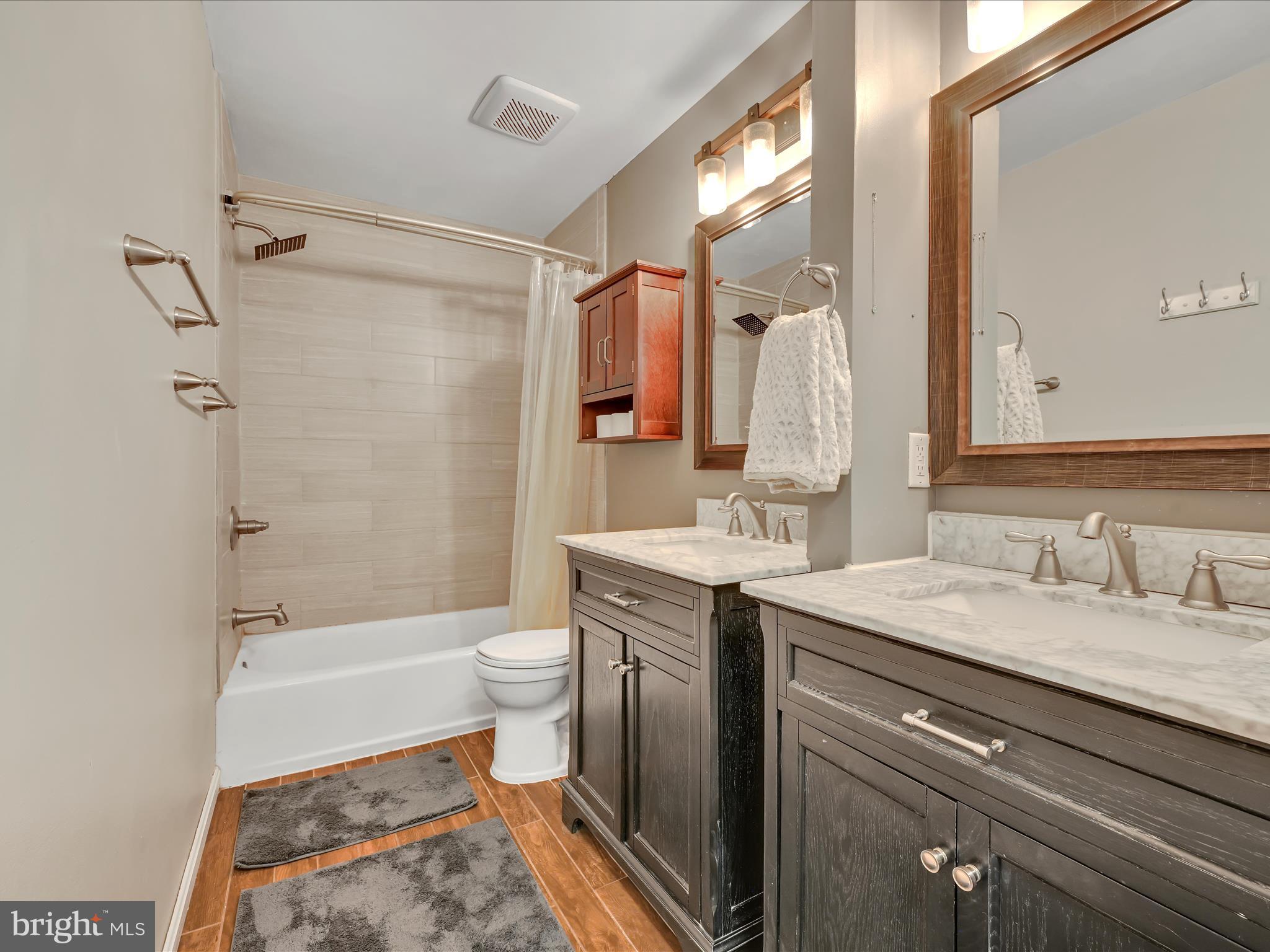 COMMODORES LANDING - Residential