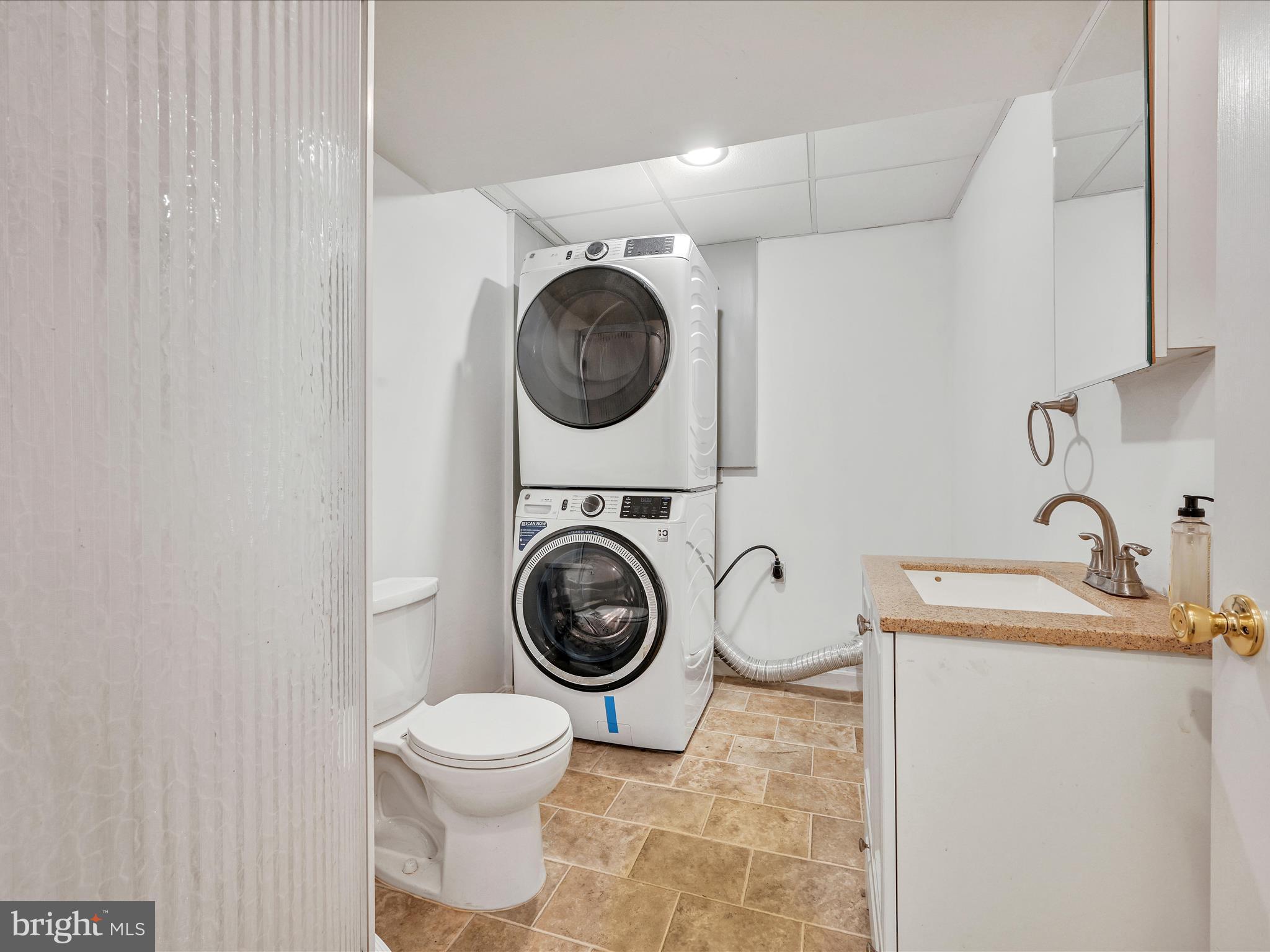 COMMODORES LANDING - Residential