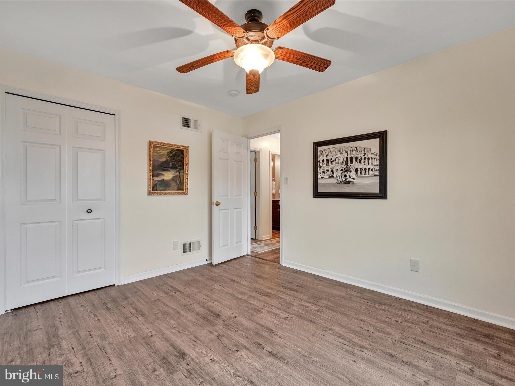 COMMODORES LANDING - Residential