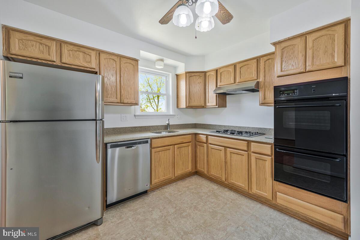 NORRIS PYLES FORESTVILLE - Residential