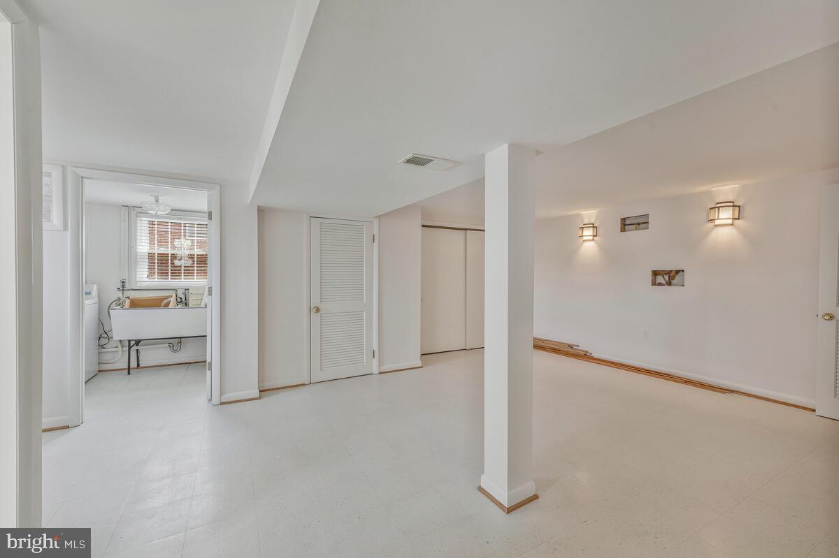 NORRIS PYLES FORESTVILLE - Residential