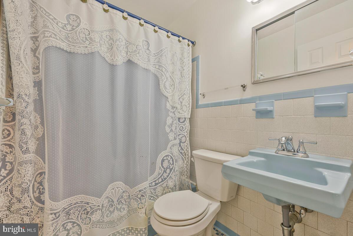 NORRIS PYLES FORESTVILLE - Residential