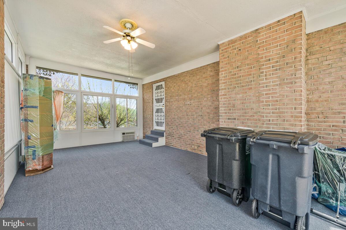 NORRIS PYLES FORESTVILLE - Residential