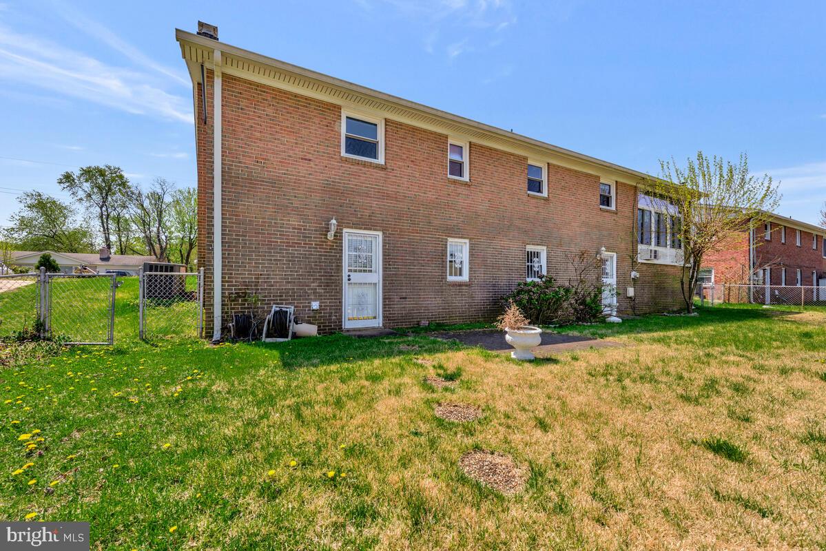 NORRIS PYLES FORESTVILLE - Residential