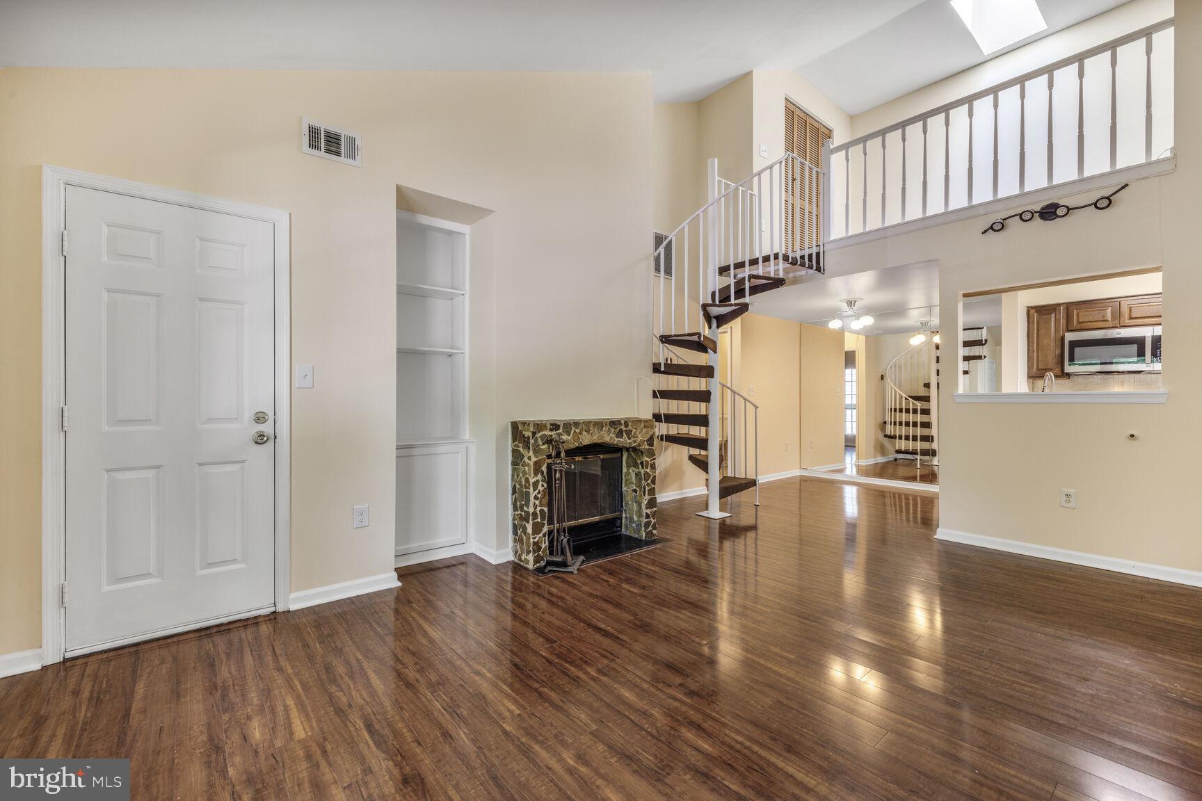 13009 SHADYSIDE LANE 12-203