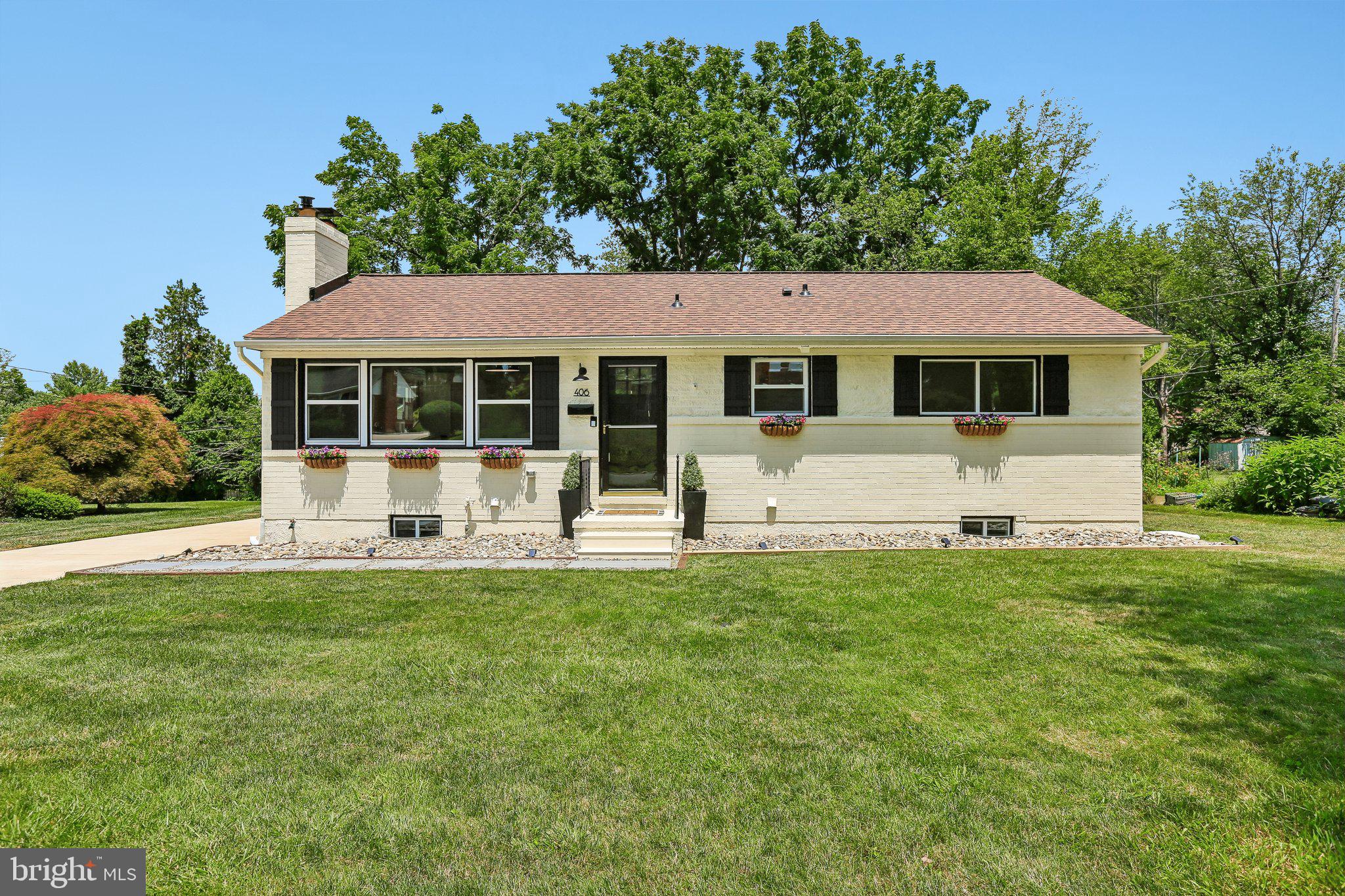 406 LEE WAY