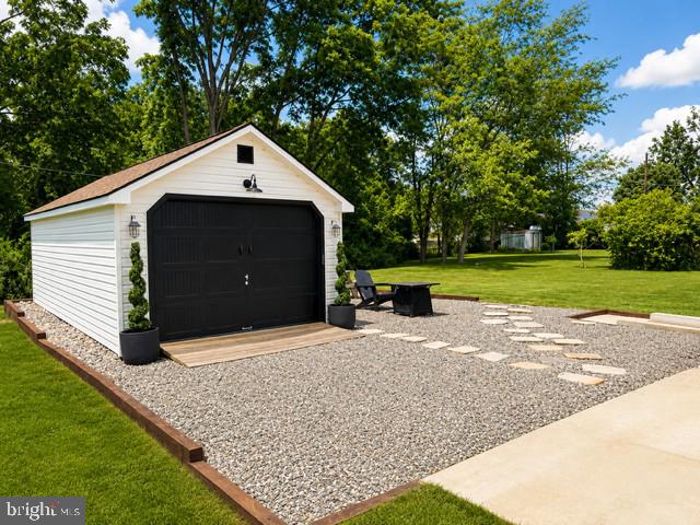 406 LEE WAY