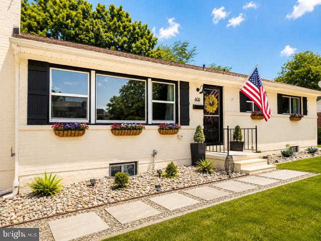 406 LEE WAY