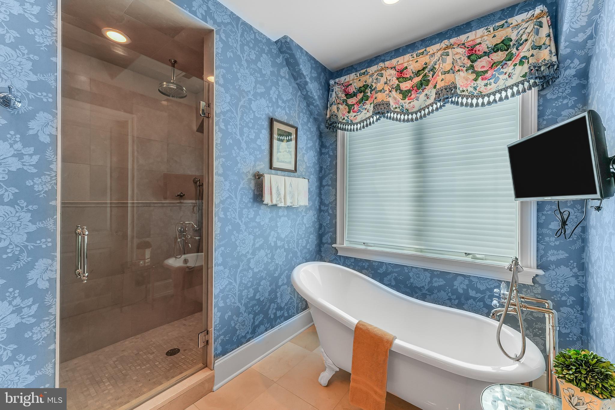 HAVERFORD RESERVE - Residential