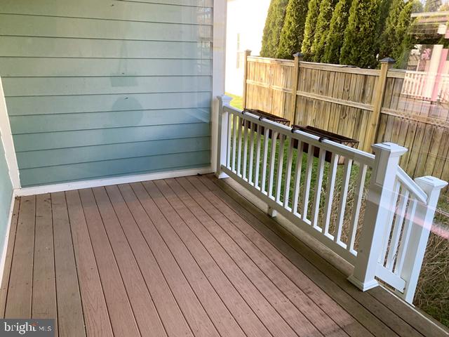 EASTON VILLAGE - Residential