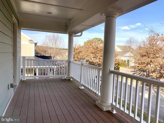 EASTON VILLAGE - Residential