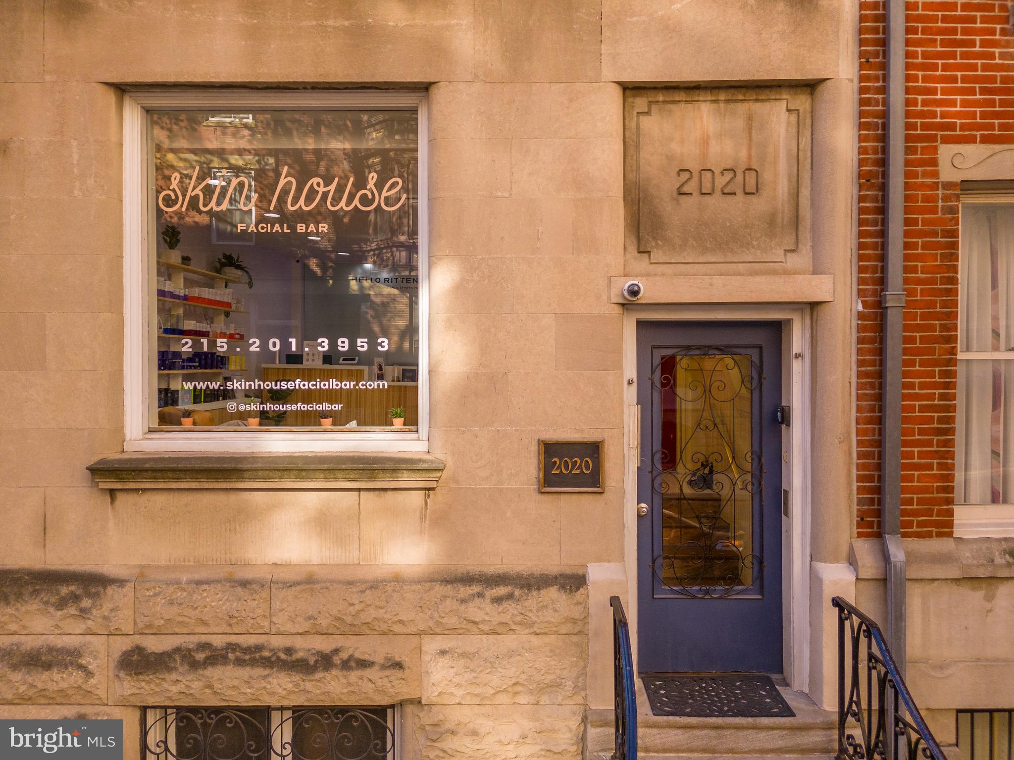 2020 LOCUST STREET