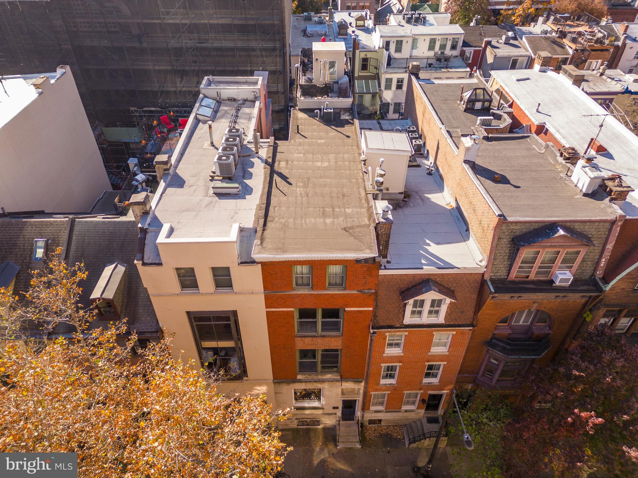 2020 LOCUST STREET