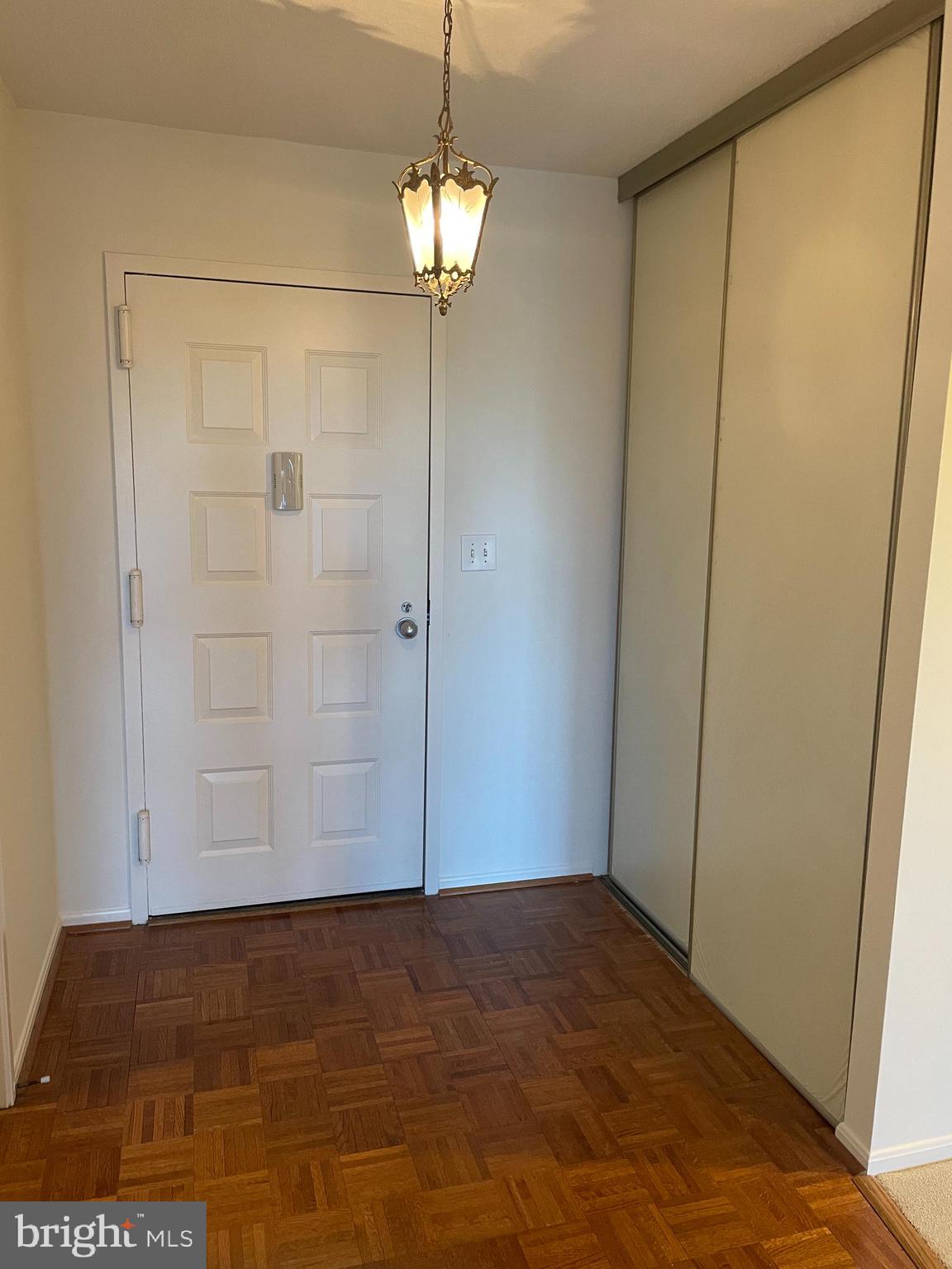 ROTONDA - Residential Lease