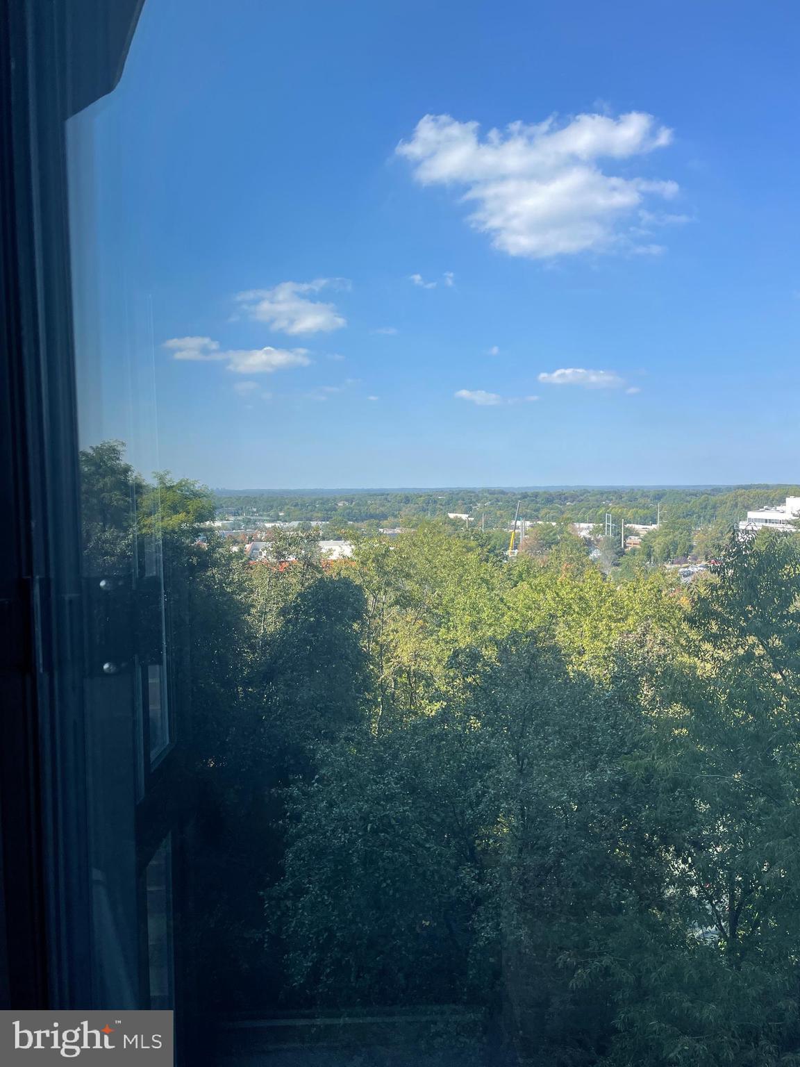 ROTONDA - Residential Lease