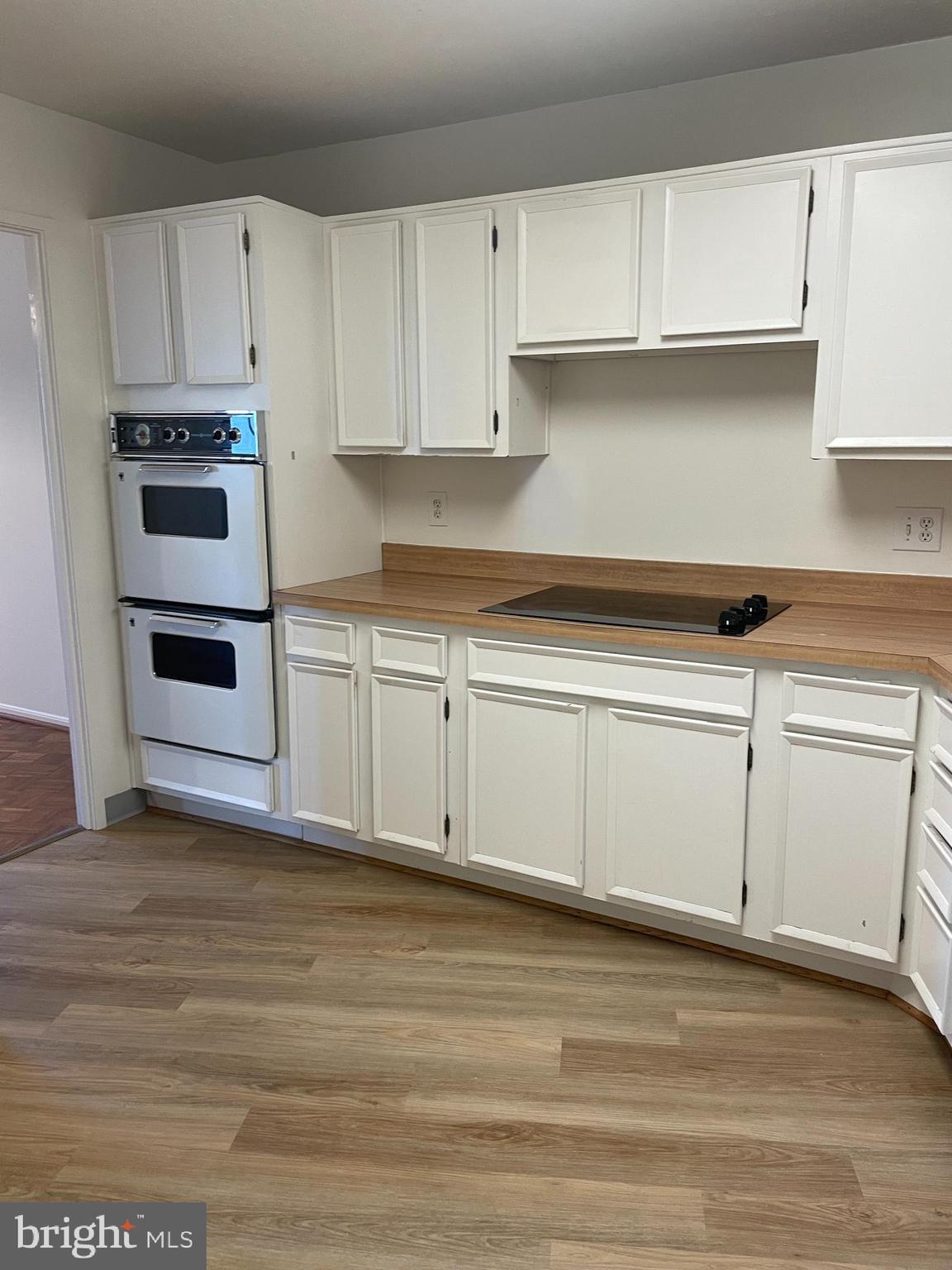 ROTONDA - Residential Lease