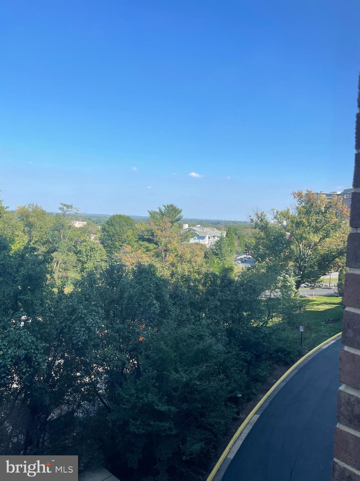 ROTONDA - Residential Lease