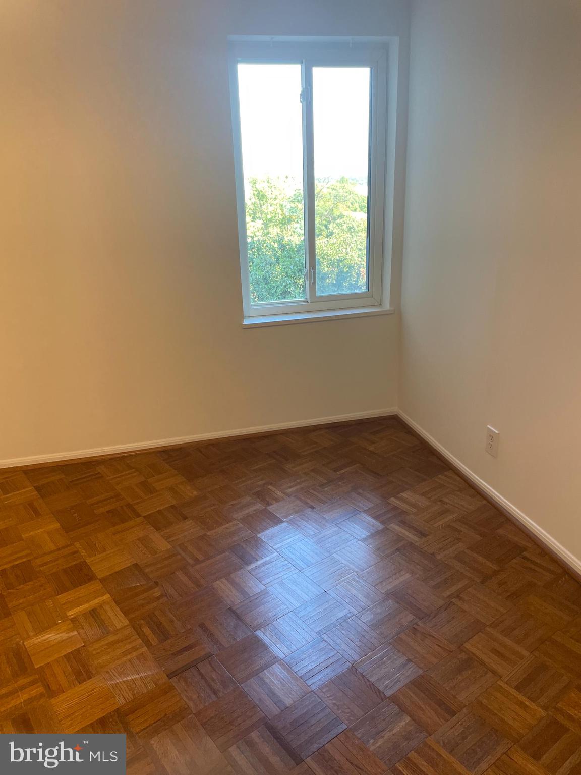 ROTONDA - Residential Lease