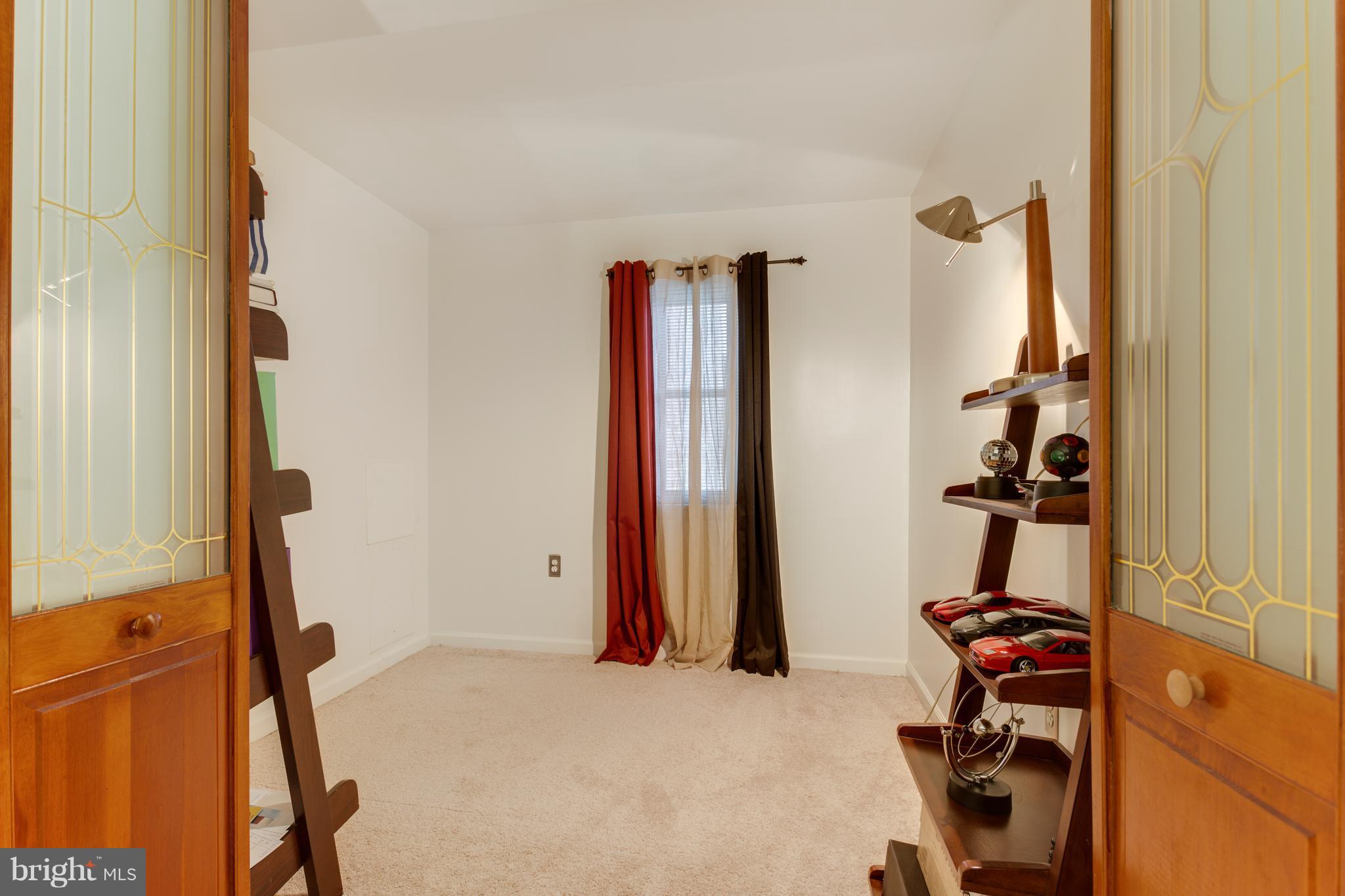 NORMANDIE ON THE LAKE II - Residential