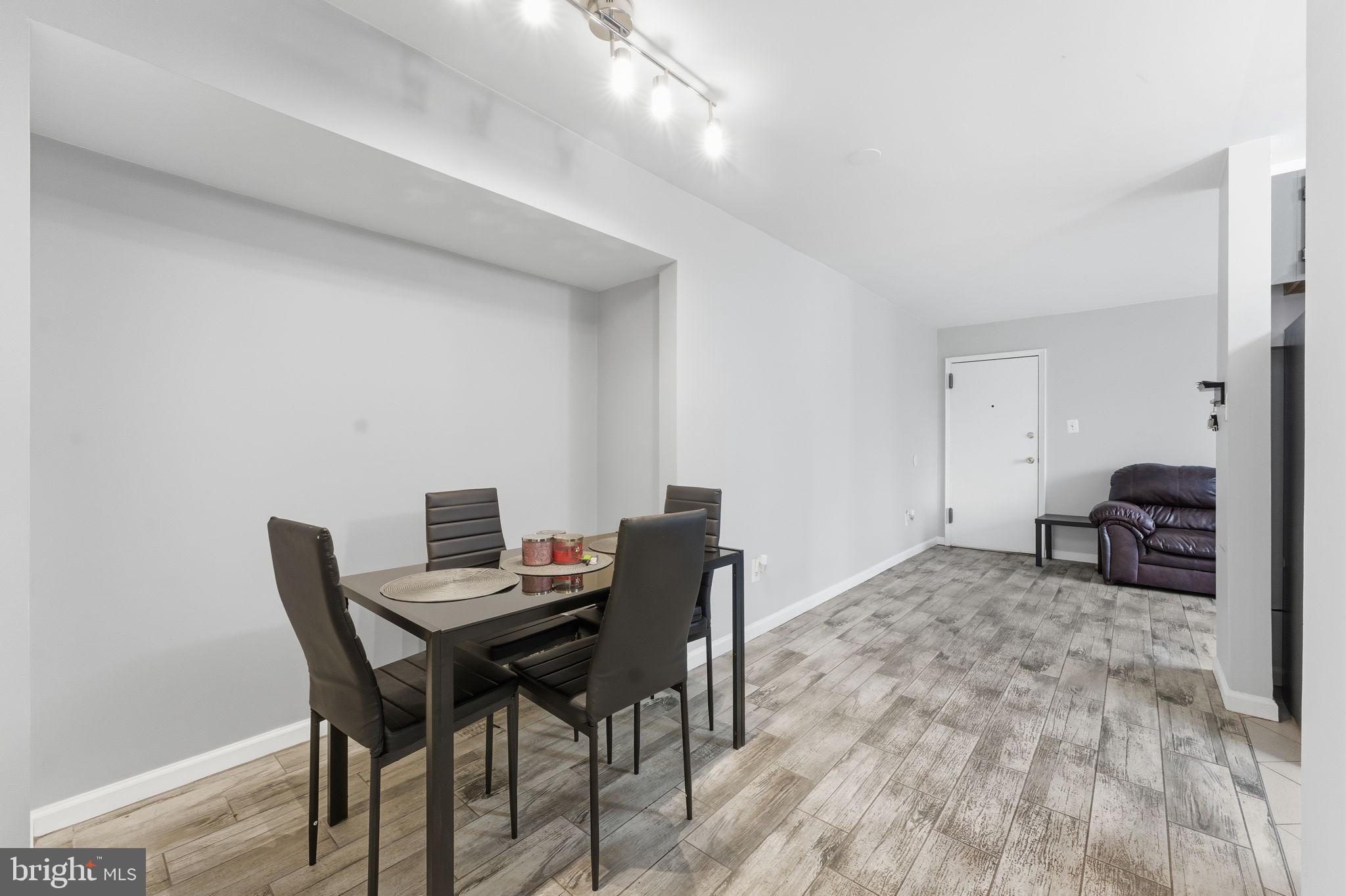 FARRINGTON PLACE - Residential