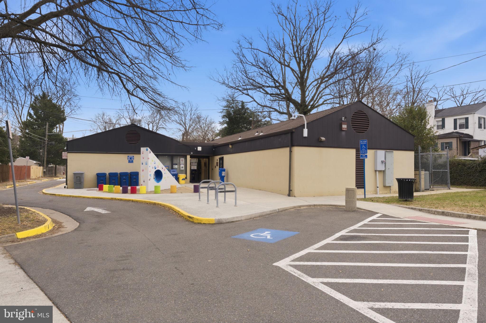 FARRINGTON PLACE - Residential