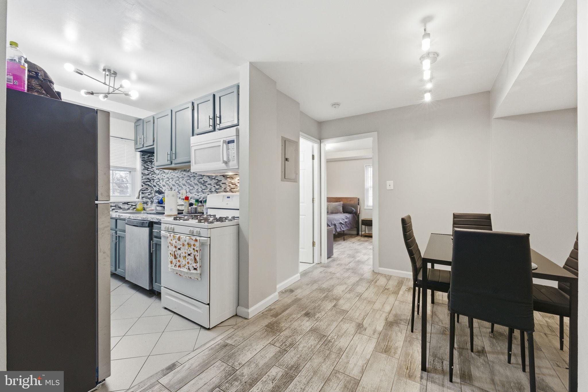 FARRINGTON PLACE - Residential