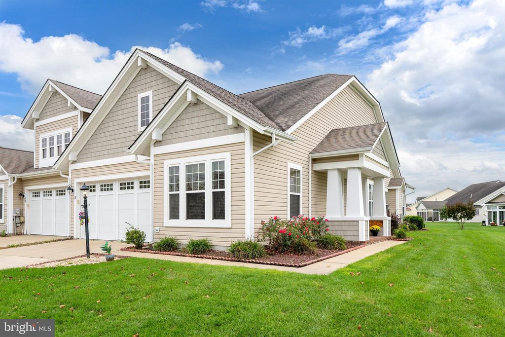 Photo of 8 Gadwall Circle, BRIDGEVILLE, DE 19933 (MLS # DESU2096292)