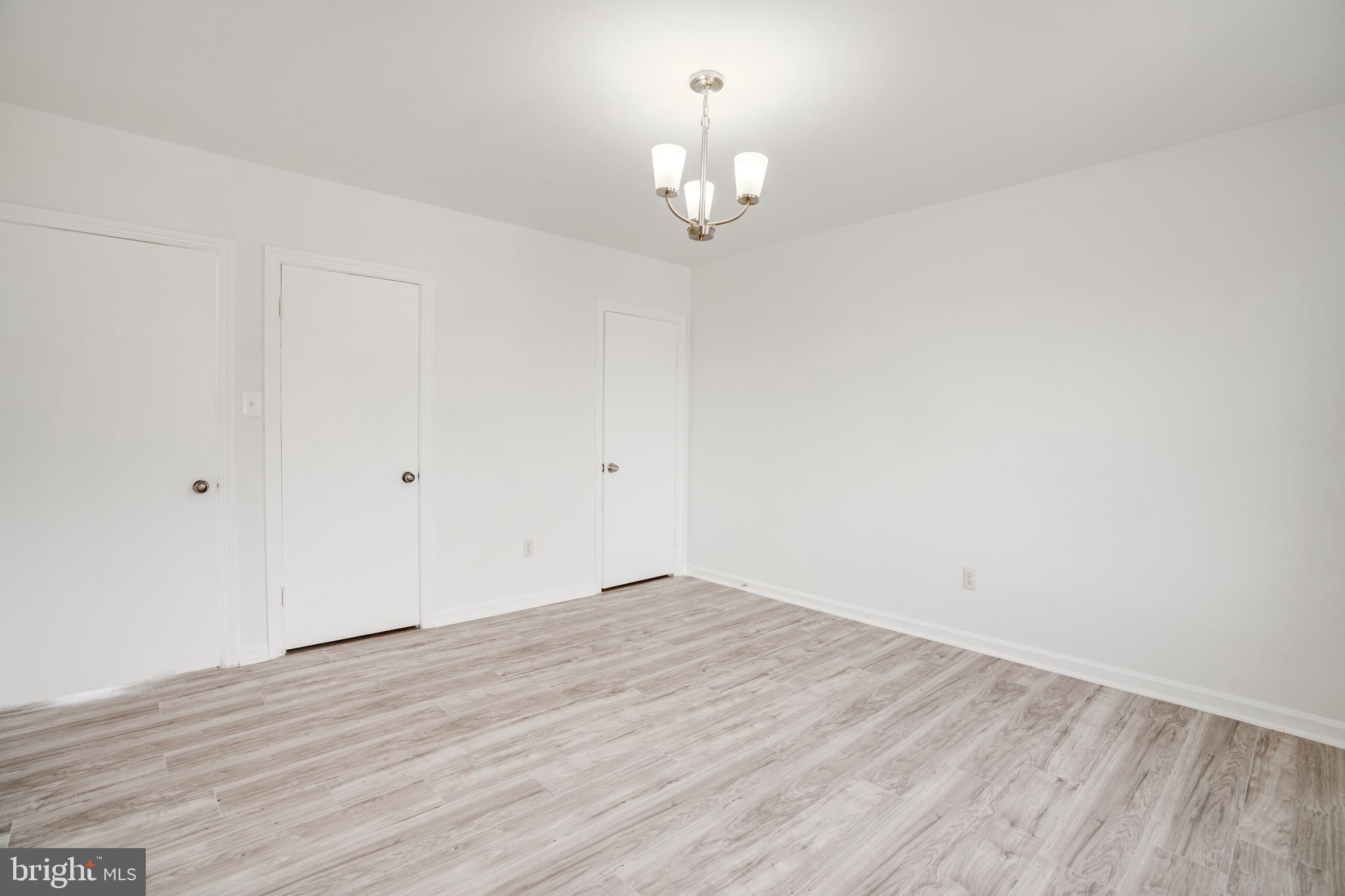 FREDERICK COURTS - Residential Lease