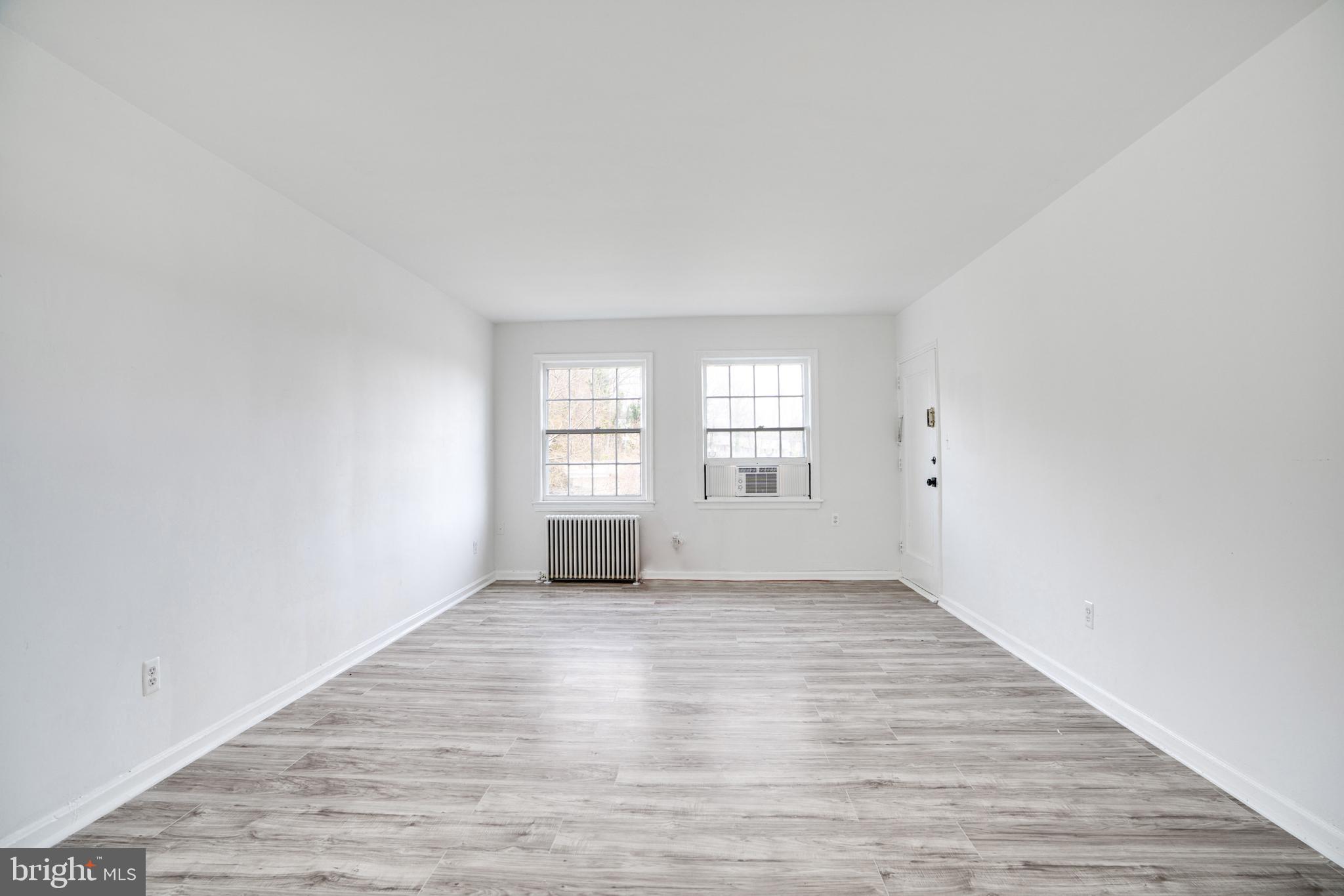 FREDERICK COURTS - Residential Lease