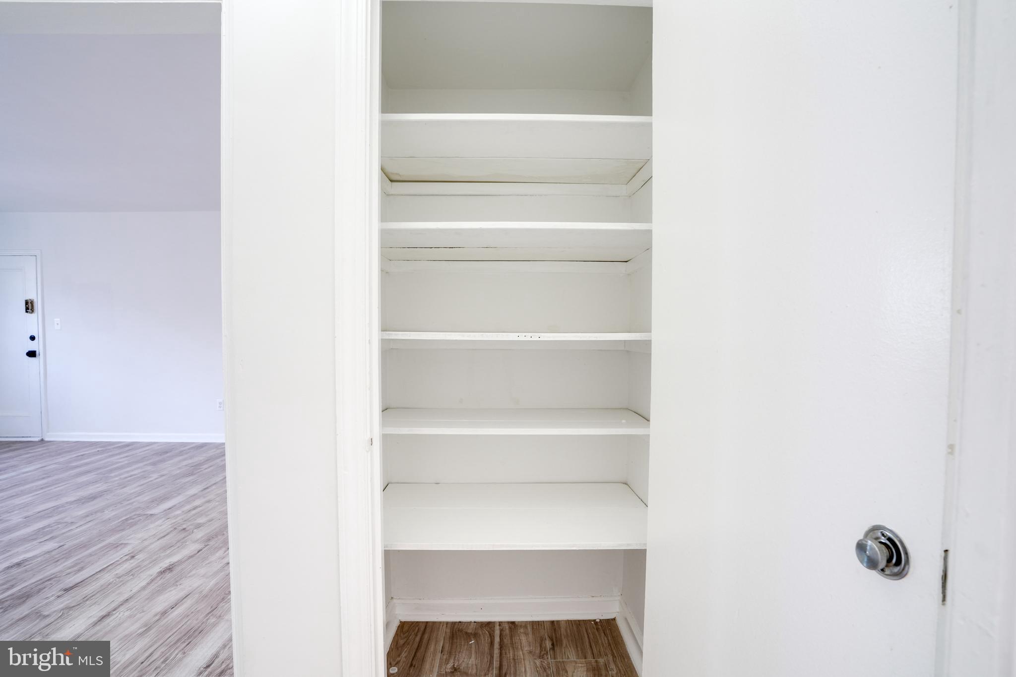 FREDERICK COURTS - Residential Lease