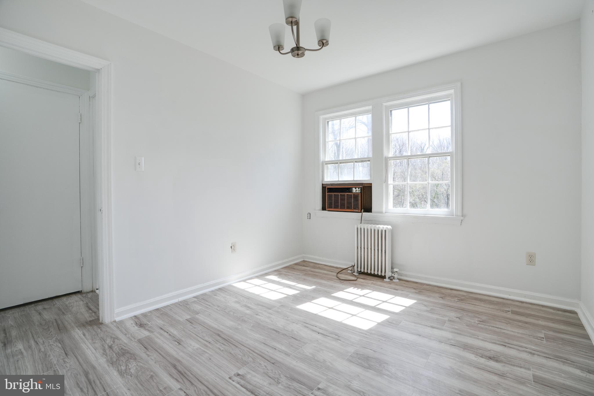 FREDERICK COURTS - Residential Lease